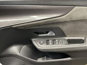 Vauxhall Mokka 50kWh Ultimate SUV 5dr Electric Auto (136 ps) 25