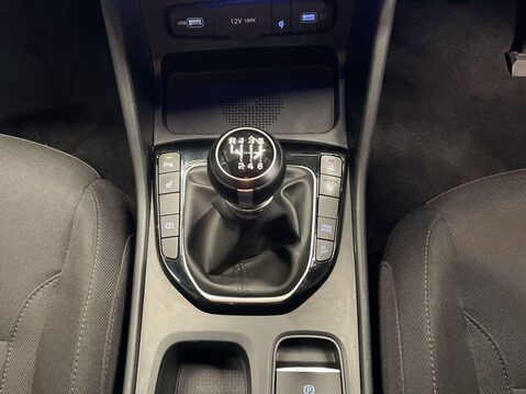 Hyundai TUCSON 1.6 T-GDi Premium SUV 5dr Petrol Manual Euro 6 (s/s) (150 ps) Professional 20