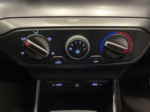 Hyundai i20 1.0 T-GDi MHEV SE Connect Hatchback 5dr Petrol Hybrid DCT Euro 6 (s/s) (100 26