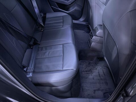 Audi A3 1.5 TFSI 35 S line Sportback 5dr Petrol Manual Euro 6 (s/s) (150 ps) Cruise 19