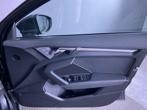 Audi A3 1.5 TFSI 35 S line Sportback 5dr Petrol Manual Euro 6 (s/s) (150 ps) Cruise 27