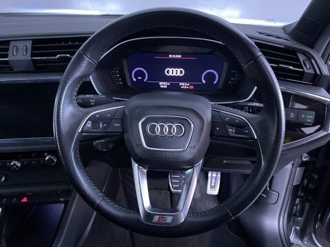 Audi Q3 2.0 TDI 40 S line SUV 5dr Diesel S Tronic quattro Euro 6 (s/s) (190 ps) All 16
