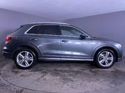 Audi Q3 2.0 TDI 40 S line SUV 5dr Diesel S Tronic quattro Euro 6 (s/s) (190 ps) All 9