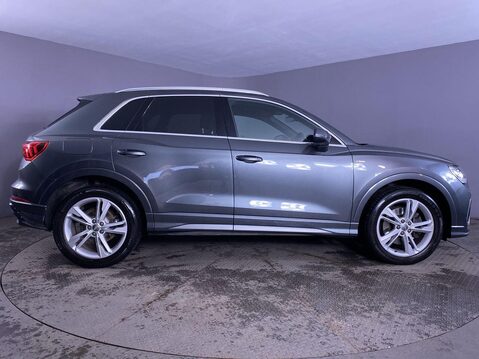 Audi Q3 2.0 TDI 40 S line SUV 5dr Diesel S Tronic quattro Euro 6 (s/s) (190 ps) All 9