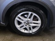 Toyota C-HR 1.8 VVT-h GPF Icon SUV 5dr Petrol Hybrid CVT Euro 6 (s/s) (122 ps) 12