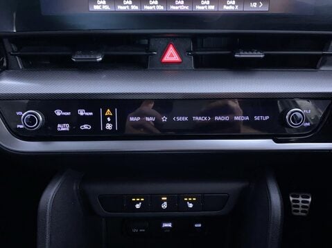 Kia Sportage 1.6 T-GDi GT-Line SUV 5dr Petrol Manual Euro 6 (s/s) (148 bhp) Heated Seats 32