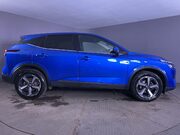 Nissan Qashqai 1.3 DIG-T MHEV N-Connecta SUV 5dr Petrol Hybrid Manual Euro 6 (s/s) (140 ps 9