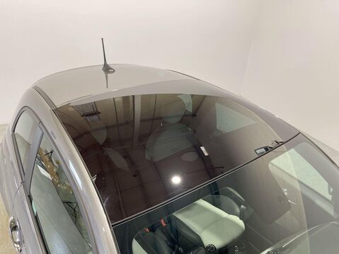 Fiat 500 1.0 MHEV Dolcevita Hatchback 3dr Petrol Manual Euro 6 (s/s) (70 bhp) Cruis 17