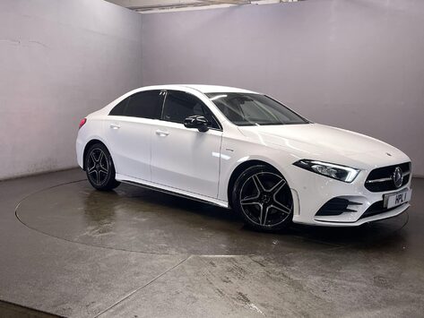 Mercedes-Benz A Class 2.0 A180 AMG Line Edition (Executive) Saloon 4dr Diesel 8G-DCT Euro 6 (s/s)