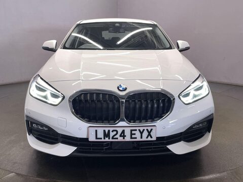 BMW 1 Series 1.5 118i SE (LCP) Hatchback 5dr Petrol DCT Euro 6 (s/s) (136 ps) Cruise Co 10