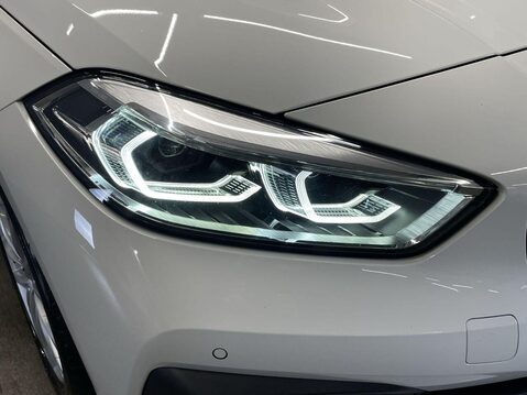 BMW 1 Series 1.5 118i SE (LCP) Hatchback 5dr Petrol DCT Euro 6 (s/s) (136 ps) Cruise Co 22