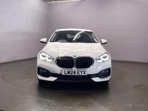 BMW 1 Series 1.5 118i SE (LCP) Hatchback 5dr Petrol DCT Euro 6 (s/s) (136 ps) Cruise Co 3