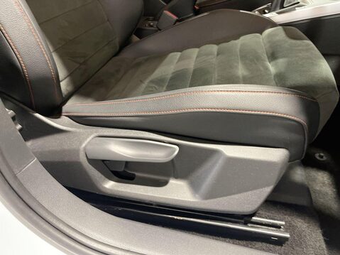 SEAT Arona 1.0 TSI FR Sport SUV 5dr Petrol Manual Euro 6 (s/s) (110 ps) Cruise Contro 23