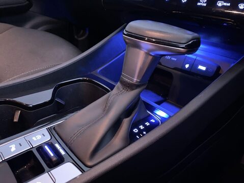 Hyundai TUCSON 1.6 T-GDi MHEV Premium SUV 5dr Petrol Hybrid DCT Euro 6 (s/s) (150 ps) Cru 21