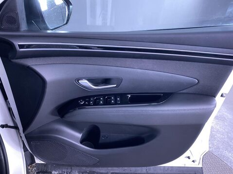 Hyundai TUCSON 1.6 T-GDi MHEV Premium SUV 5dr Petrol Hybrid DCT Euro 6 (s/s) (150 ps) Cru 27