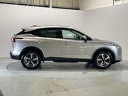 Nissan Qashqai 1.3 DIG-T MHEV N-Connecta SUV 5dr Petrol Hybrid Manual Euro 6 (s/s) (140 ps 9