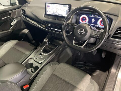 Nissan Qashqai 1.3 DIG-T MHEV N-Connecta SUV 5dr Petrol Hybrid Manual Euro 6 (s/s) (140 ps 15