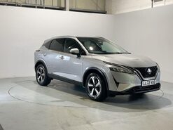 Nissan Qashqai 1.3 DIG-T MHEV N-Connecta SUV 5dr Petrol Hybrid Manual Euro 6 (s/s) (140 ps