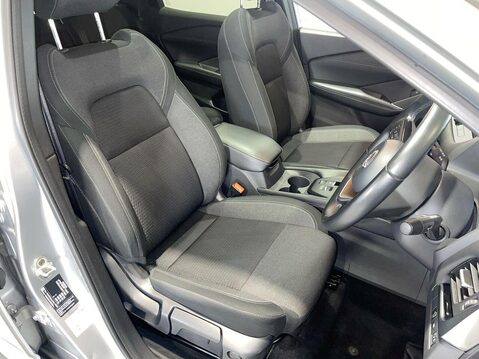 Nissan Qashqai 1.3 DIG-T MHEV N-Connecta SUV 5dr Petrol Hybrid Manual Euro 6 (s/s) (140 ps 14