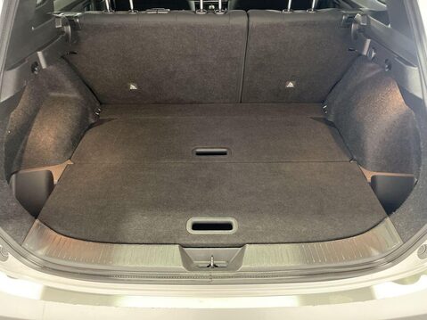 Nissan Qashqai 1.3 DIG-T MHEV N-Connecta SUV 5dr Petrol Hybrid Manual Euro 6 (s/s) (140 ps 12