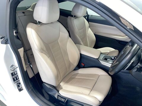 BMW 4 Series 2.0 420i M Sport Coupe 2dr Petrol Auto Euro 6 (s/s) (184 ps) Air Con - Allo 14