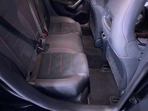 Mercedes-Benz CLA Class 2.0 CLA220d AMG Line (Premium) Coupe 4dr Diesel 8G-DCT Euro 6 (s/s) (190 ps 19