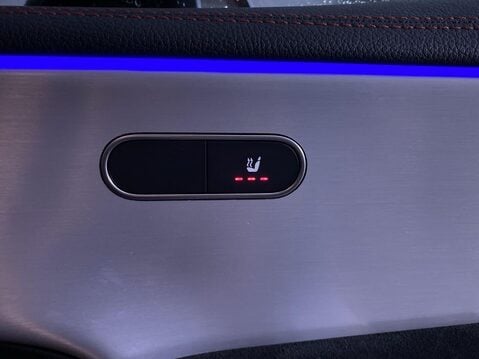 Mercedes-Benz CLA Class 2.0 CLA220d AMG Line (Premium) Coupe 4dr Diesel 8G-DCT Euro 6 (s/s) (190 ps 25