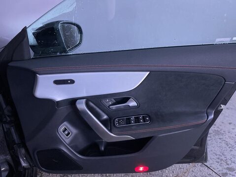 Mercedes-Benz CLA Class 2.0 CLA220d AMG Line (Premium) Coupe 4dr Diesel 8G-DCT Euro 6 (s/s) (190 ps 27