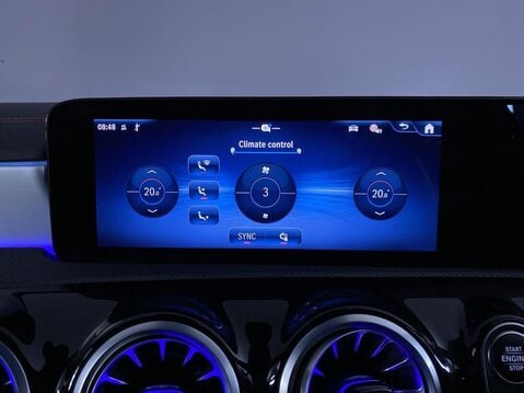 Mercedes-Benz CLA Class 2.0 CLA220d AMG Line (Premium) Coupe 4dr Diesel 8G-DCT Euro 6 (s/s) (190 ps 32