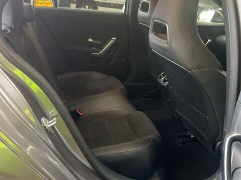 Mercedes-Benz A Class 1.3 A200 AMG Line (Executive) Hatchback 5dr Petrol 7G-DCT Euro 6 (s/s) (163 8