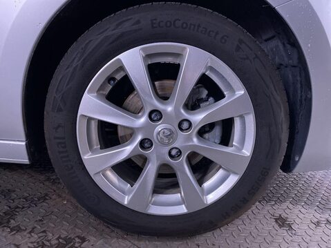 Vauxhall Corsa 1.2 Design Hatchback 5dr Petrol Manual Euro 6 (75 ps) Alloys - Bluetooth - 12