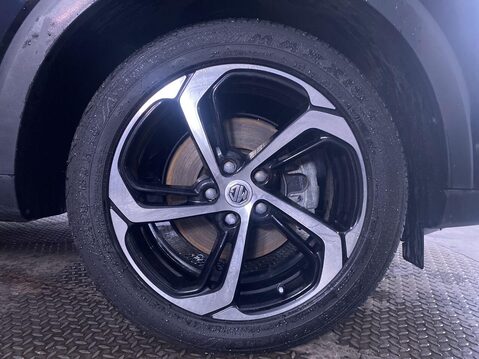 MG HS 1.5 T-GDI Trophy SUV 5dr Petrol Manual Euro 6 (s/s) (162 ps) Sat Nav - Crui 12