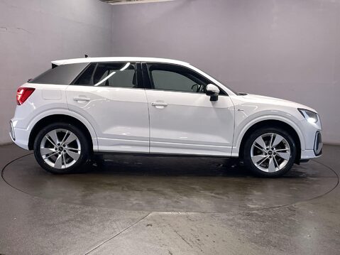 Audi Q2 1.5 TFSI CoD 35 S line SUV 5dr Petrol S Tronic Euro 6 (s/s) (150 ps) 9