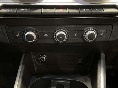 Audi Q2 1.5 TFSI CoD 35 S line SUV 5dr Petrol S Tronic Euro 6 (s/s) (150 ps) 28