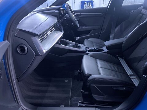 Audi A3 2.0 TDI 30 S line Sportback 5dr Diesel Manual Euro 6 (s/s) (116 ps) Bluetoo 17