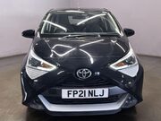 Toyota Aygo 1.0 VVT-i x-play Hatchback 5dr Petrol Manual Euro 6 (Safety Sense) (71 ps) 10