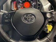 Toyota Aygo 1.0 VVT-i x-play Hatchback 5dr Petrol Manual Euro 6 (Safety Sense) (71 ps) 20