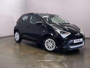 Toyota Aygo 1.0 VVT-i x-play Hatchback 5dr Petrol Manual Euro 6 (Safety Sense) (71 ps) 1