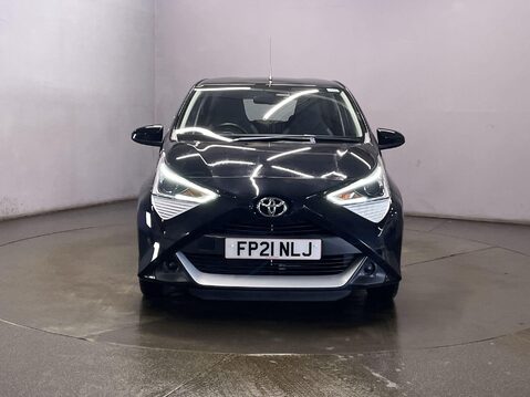 Toyota Aygo 1.0 VVT-i x-play Hatchback 5dr Petrol Manual Euro 6 (Safety Sense) (71 ps) 3