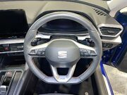 SEAT Leon 1.4 eHybrid 12.8kWh FR Hatchback 5dr Petrol Plug-in Hybrid DSG Euro 6 (s/s) 3