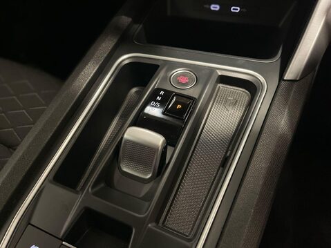 SEAT Leon 1.4 eHybrid 12.8kWh FR Hatchback 5dr Petrol Plug-in Hybrid DSG Euro 6 (s/s) 12