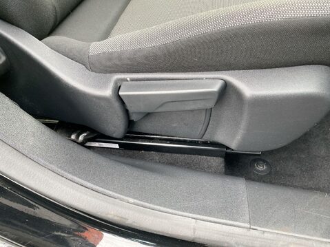 Citroen C3 1.2 PureTech C-Series Edition Hatchback 5dr Petrol Manual Euro 6 (s/s) (83 13