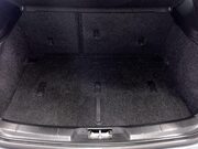 Volvo V40 2.0 T2 R-Design Edition Hatchback 5dr Petrol Manual Euro 6 (s/s) (122 ps) 13