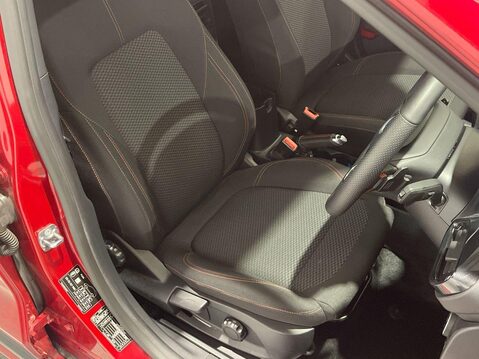 Ford Puma 1.0T EcoBoost MHEV ST-Line SUV 5dr Petrol Hybrid DCT Euro 6 (s/s) (125 ps) 5