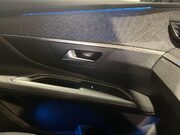 Peugeot 3008 1.2 PureTech Allure SUV 5dr Petrol Manual Euro 6 (s/s) (130 ps) Service His 47