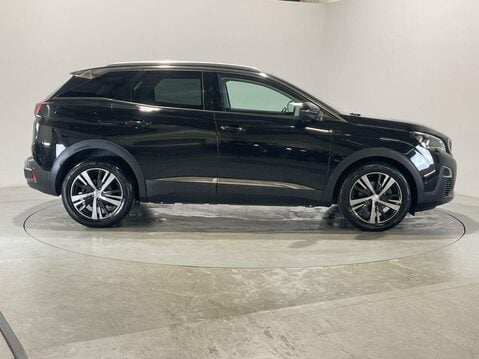 Peugeot 3008 1.2 PureTech Allure SUV 5dr Petrol Manual Euro 6 (s/s) (130 ps) Service His 34