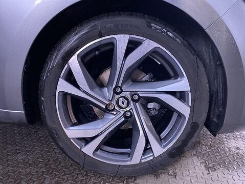 Renault Clio 1.0 TCe RS Line Hatchback 5dr Petrol Manual Euro 6 (s/s) (90 ps) Sat Nav - 12