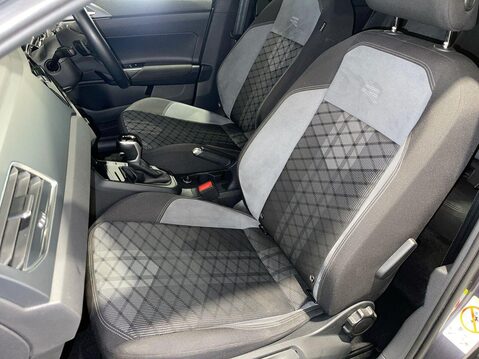 Volkswagen Taigo 1.5 TSI R-Line SUV 5dr Petrol DSG Euro 6 (s/s) (150 ps) 16