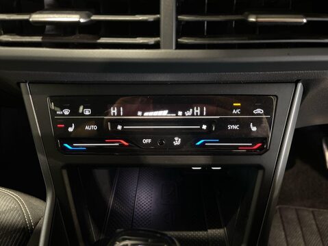 Volkswagen Taigo 1.5 TSI R-Line SUV 5dr Petrol DSG Euro 6 (s/s) (150 ps) 27