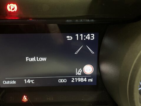 Toyota Yaris 1.5 VVT-h Design Hatchback 5dr Petrol Hybrid E-CVT Euro 6 (s/s) (116 ps) Ai 24